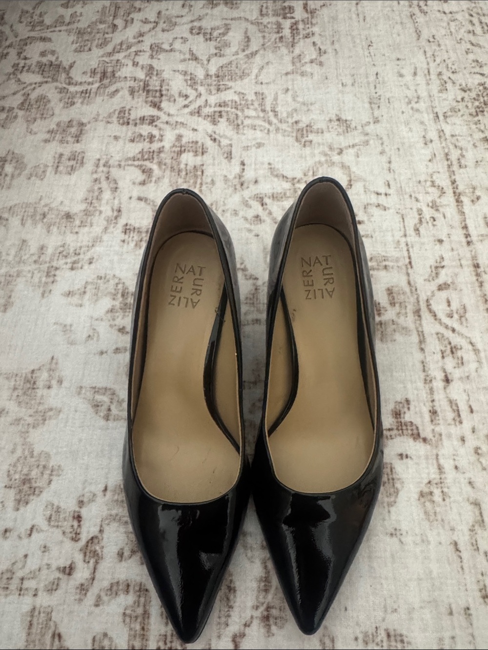 Naturalizer Black Patent Pointed Toe Heels
